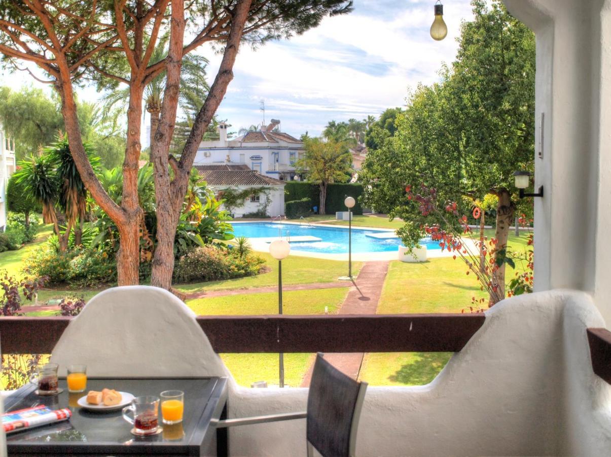 Sun Beach Apartment 埃斯特波纳 外观 照片
