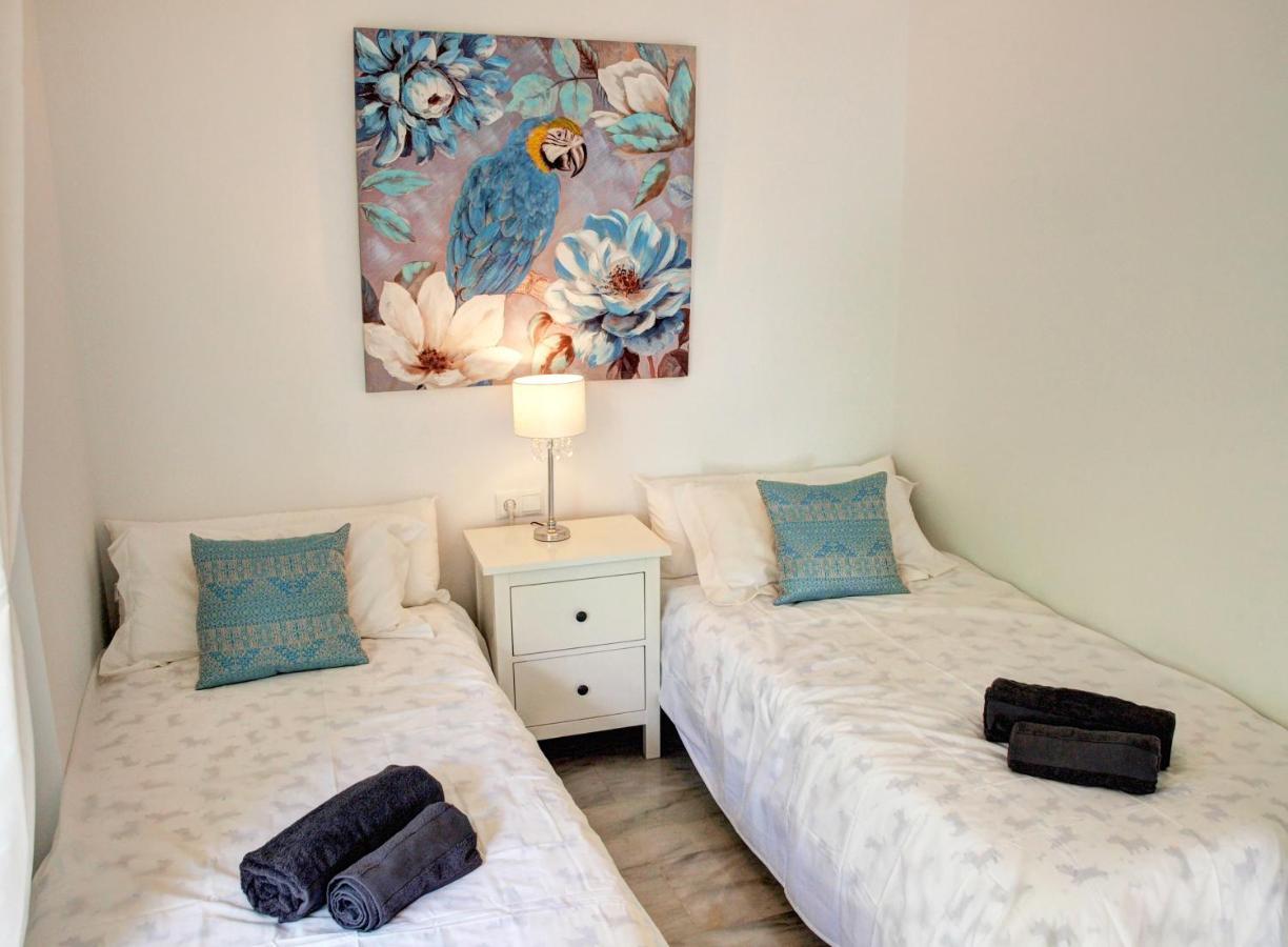 Sun Beach Apartment 埃斯特波纳 外观 照片