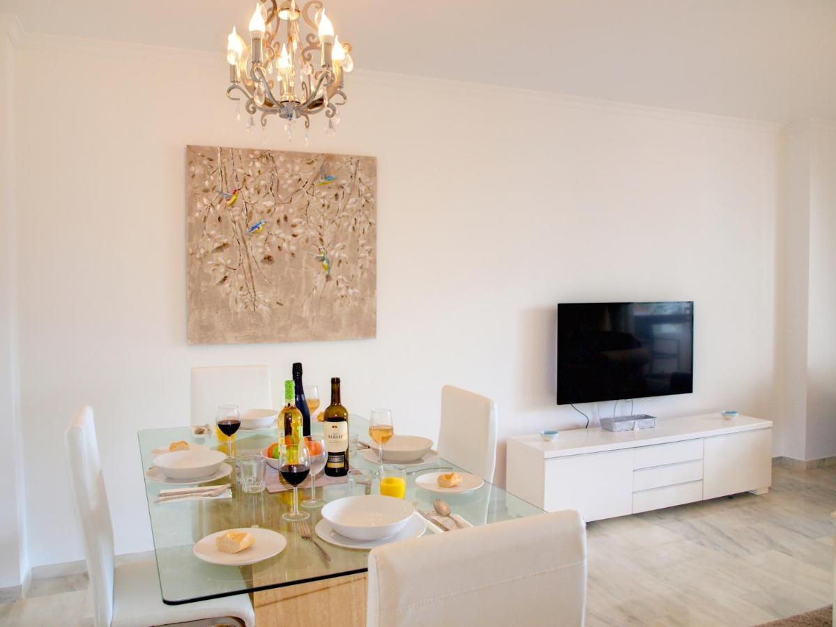 Sun Beach Apartment 埃斯特波纳 外观 照片