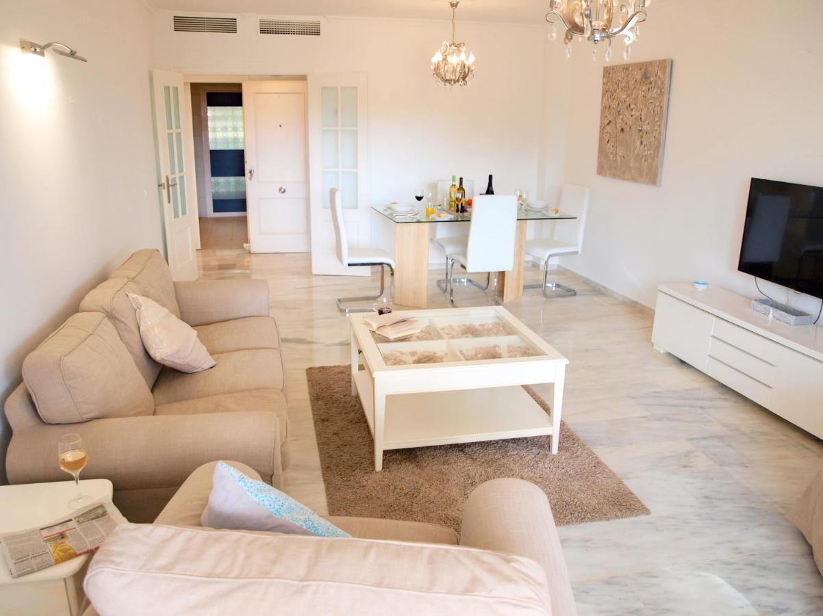 Sun Beach Apartment 埃斯特波纳 外观 照片