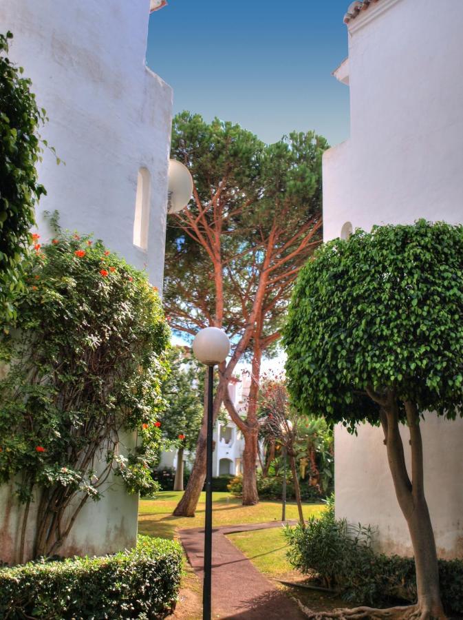 Sun Beach Apartment 埃斯特波纳 外观 照片